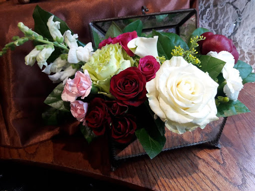 Florist «Fly Me to The Moon Florists», reviews and photos, 47 N Broadway, Yonkers, NY 10701, USA