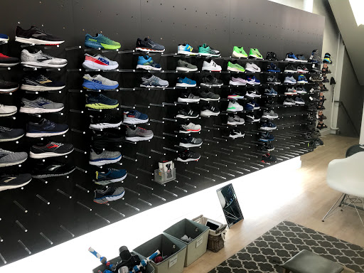 Sporting Goods Store «Gazelle Sports Kalamazoo», reviews and photos, 214 S Kalamazoo Mall, Kalamazoo, MI 49007, USA