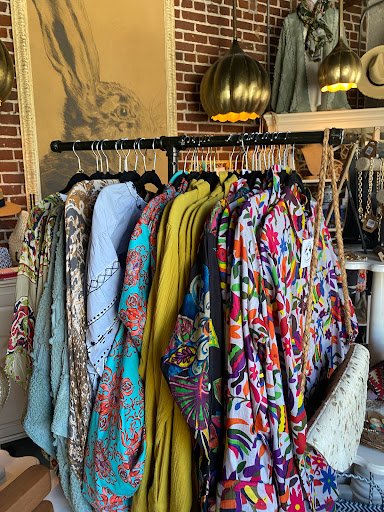 Boutique «Rabbit In the Moon», reviews and photos, 4037 Summit Plaza Dr, Louisville, KY 40241, USA