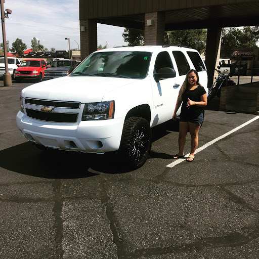 Used Car Dealer «Avondale Auto Center», reviews and photos, 15 W Van Buren St, Avondale, AZ 85323, USA