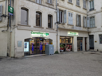 Carrefour City à Avignon