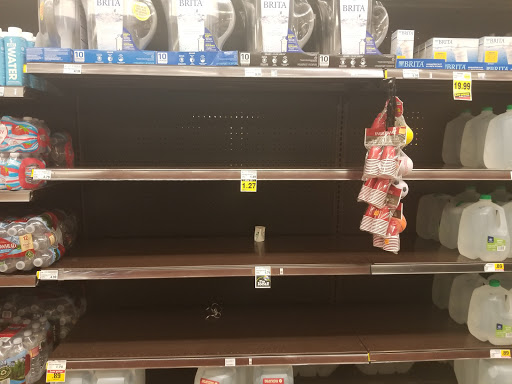 Grocery Store «Ralphs Fresh Fare», reviews and photos, 25930 McBean Pkwy, Valencia, CA 91355, USA