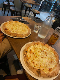 Pizza du Pizzeria PIZZ'AÏOLI - Pizzas au feu de bois Lyon 7 - n°20