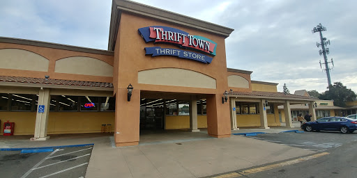Thrift Store «Thrift Town», reviews and photos, 6328 Fair Oaks Blvd, Carmichael, CA 95608, USA