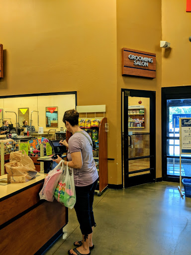 Pet Supply Store «PetSmart», reviews and photos, 2641 Lawndale Dr, Greensboro, NC 27408, USA