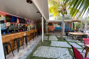 Bongo's Botanical Beer Garden and Cafe image
