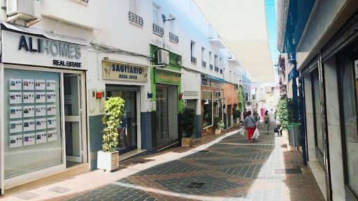 Valoracasa Inmobiliaria - Calle Goya, 7, 29002 Málaga, España