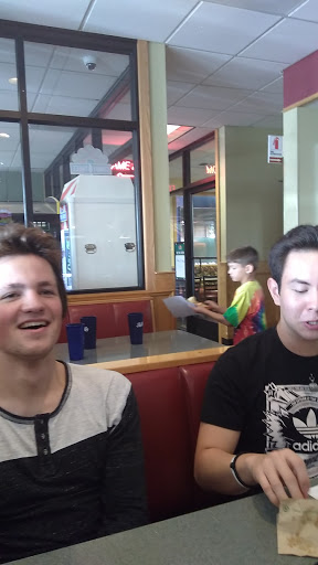 Pizza Restaurant «Round Table Pizza», reviews and photos, 16016 Meridian E, Puyallup, WA 98375, USA