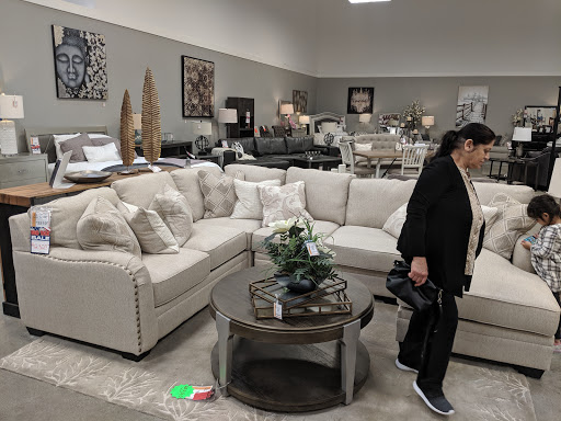 Furniture Store «Ashley HomeStore», reviews and photos, 8777 San Ysidro Ave, Gilroy, CA 95020, USA