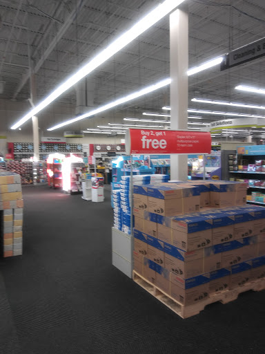 Office Supply Store «Staples», reviews and photos, 1075 N Main St, Warrington, PA 18976, USA