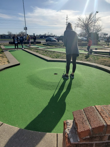 Miniature Golf Course «Cave Spring Golf Center», reviews and photos, 3650 W Clay St, St Charles, MO 63301, USA