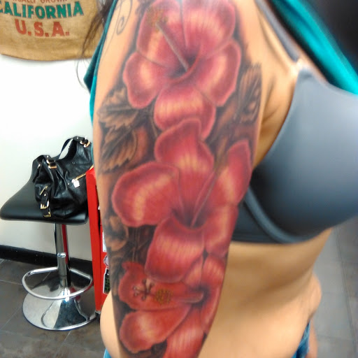 Tattoo Shop «Screamers tattoo & body piercing», reviews and photos, 1793 Ross Clark Cir, Dothan, AL 36301, USA