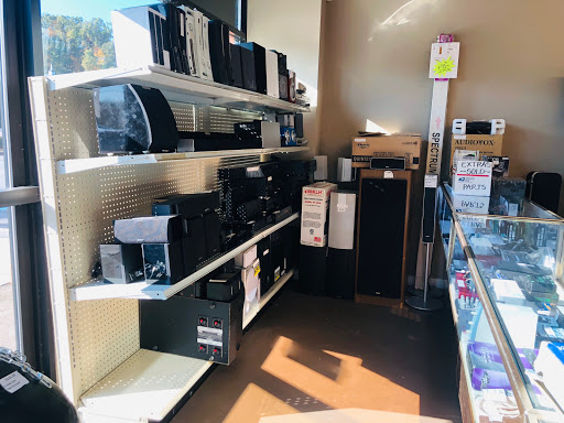 Pawn Shop «Roswell Pawn & Jewelry», reviews and photos, 615 Holcomb Bridge Rd, Roswell, GA 30076, USA