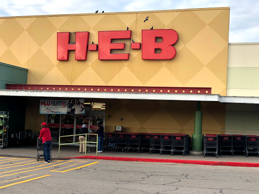 Grocery Store «H-E-B Grocery», reviews and photos, 1314 W Adams Ave, Temple, TX 76504, USA