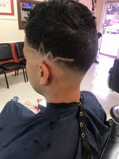 Barber Shop «Boles Barber Shop», reviews and photos, 2113 Trenton Rd, Clarksville, TN 37040, USA