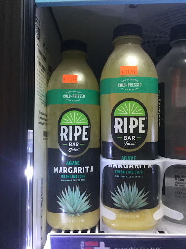 Liquor Store «Norman’s Liquors and Fine Wines», reviews and photos, 5235 Gulf Blvd, St Pete Beach, FL 33706, USA