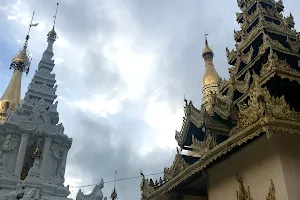 Shwedagon Buddha Museum image