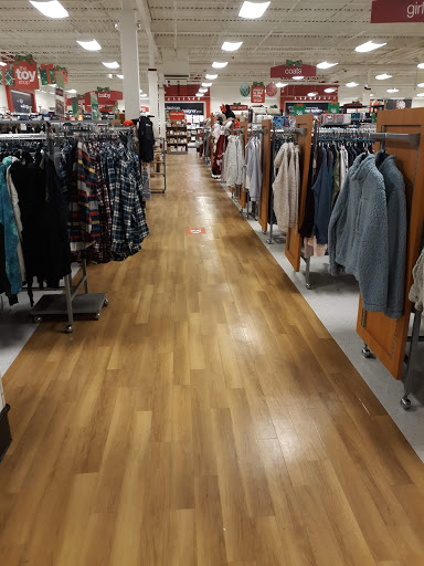 Department Store «T.J. Maxx», reviews and photos, 744 S Meadow St #300, Ithaca, NY 14850, USA