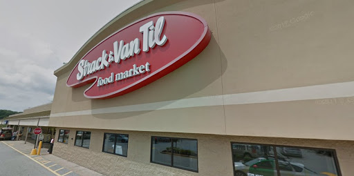 Grocery Store «Strack & Van Til Food Market And Cafe And Deli», reviews and photos, 7760 E 37th Ave, Hobart, IN 46342, USA
