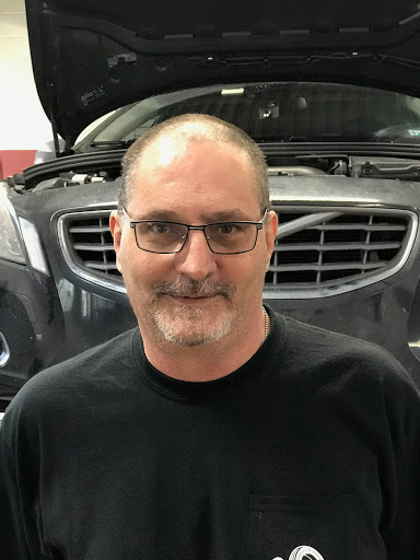 Auto Repair Shop «Quality Service Center», reviews and photos, 28 S Oxford St, York, PA 17404, USA