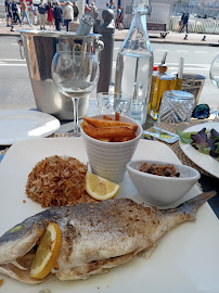 Bar du Restaurant de spécialités à base de poisson-pêcheur Au Doyen à Marseille4:00PM - n°5
