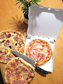 Salami du Pizzas à emporter Hangar à Pizza à Beaufort-en-Anjou - n°4