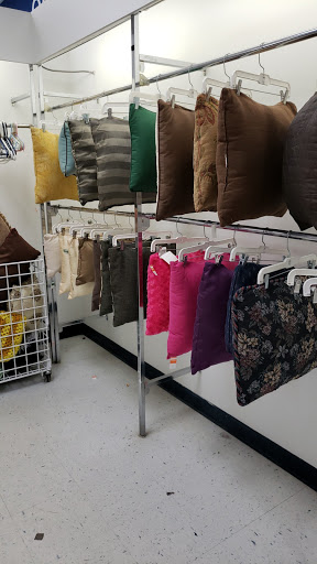 Thrift Store «Goodwill Industries of Kansas», reviews and photos, 5525 W Central Ave, Wichita, KS 67212, USA