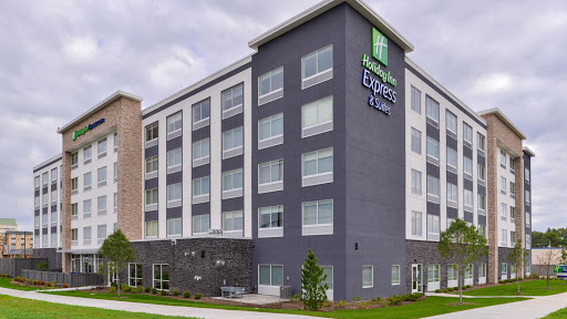 Holiday Inn Express & Suites Mall of America - Msp Airport, an IHG Hotel