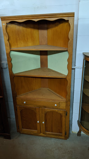 Used Furniture Store «C&D Second Chance», reviews and photos, 201 N Poplar Ave, Sanford, FL 32771, USA