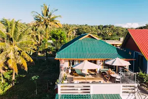 Jamburae Lodge Nias image