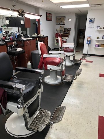Barber Shop «Allen & Son Barbershop», reviews and photos, 16 N Indiana St, Mooresville, IN 46158, USA