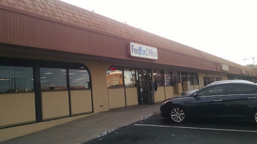 Print Shop «FedEx Office Print & Ship Center», reviews and photos, 933 E University Dr, Tempe, AZ 85281, USA