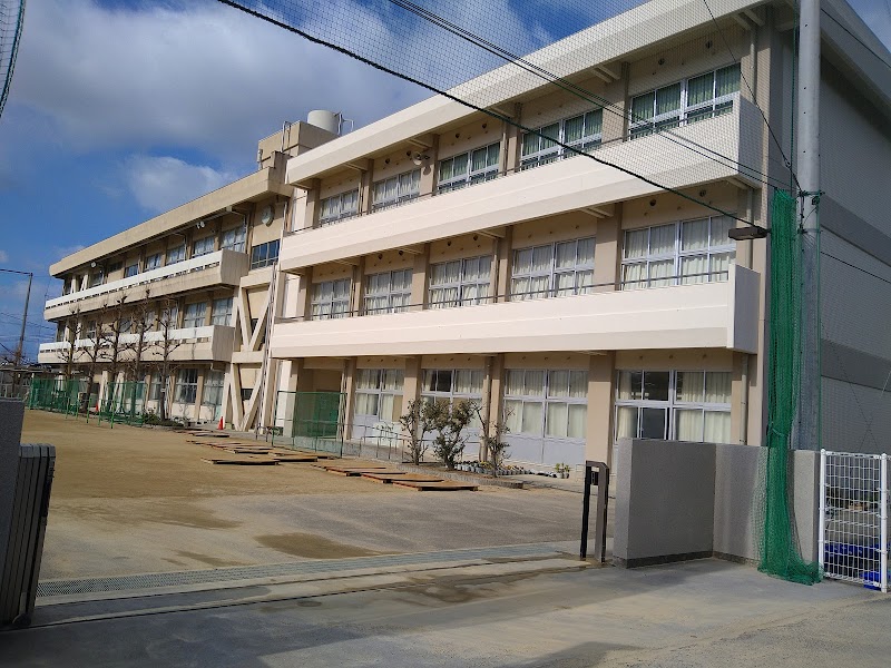 丸亀市立城南小学校