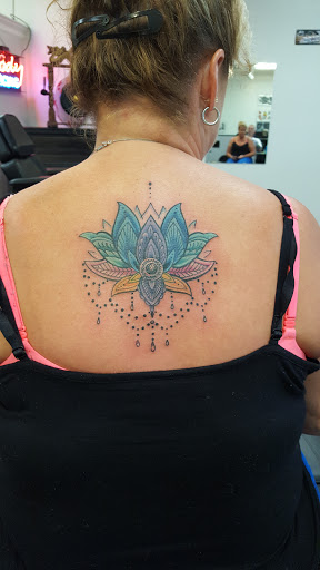 Tattoo Shop «Indiana Tattoo Company», reviews and photos, 1077 S Rangeline Rd, Carmel, IN 46032, USA