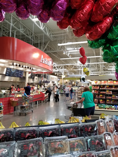 Grocery Store «Hy-Vee», reviews and photos, 6150 Egan Dr, Savage, MN 55378, USA