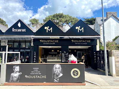 Glaces Moustache-Artisan Glacier à Carnac