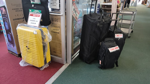 Outlet Mall «Harwin Outlet Mall», reviews and photos, 9507 Harwin Dr, Houston, TX 77036, USA