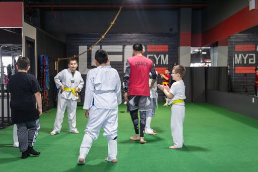 Boxing Gym «UFC Gym Staten Island, West Shore Plaza», reviews and photos, 1781 South Ave, Staten Island, NY 10314, USA