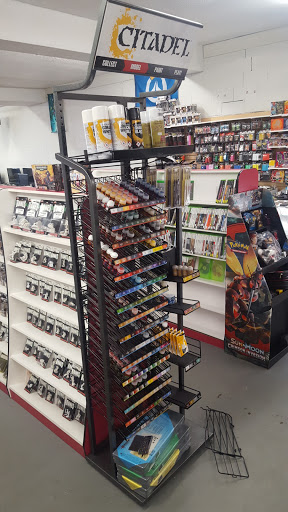 Hobby Store «Card N All Gaming», reviews and photos, 5320 Valley Station Rd Suite 106, Louisville, KY 40272, USA