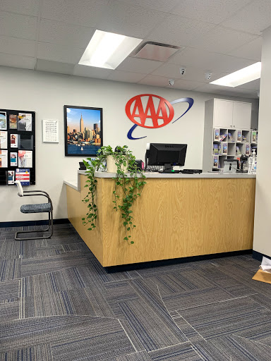 Insurance Agency «AAA Manhattan», reviews and photos
