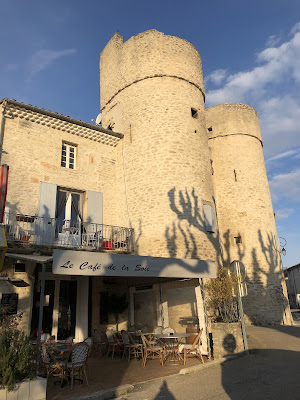 Restaurant du Café de la Soie à Taulignan