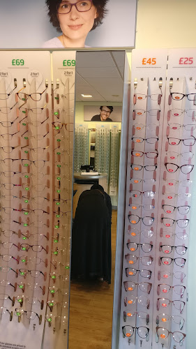 Reviews of Specsavers Opticians and Audiologists - Edgware Road in London - Optician