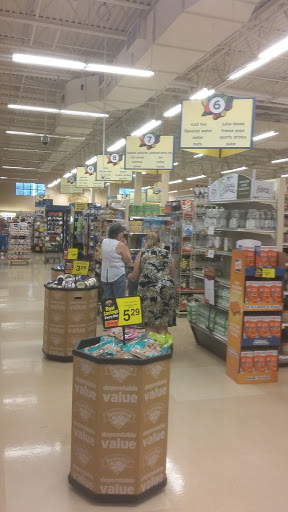 Grocery Store «Hannaford Supermarket», reviews and photos, 223 Main St, Cairo, NY 12413, USA