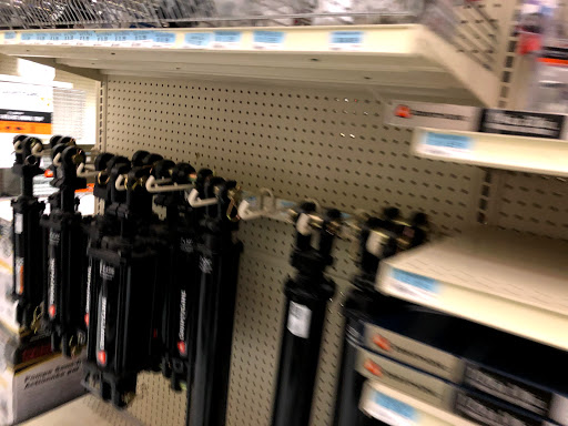 Home Improvement Store «Tractor Supply Co.», reviews and photos, 115 4 Seasons Blvd a, Hendersonville, NC 28792, USA