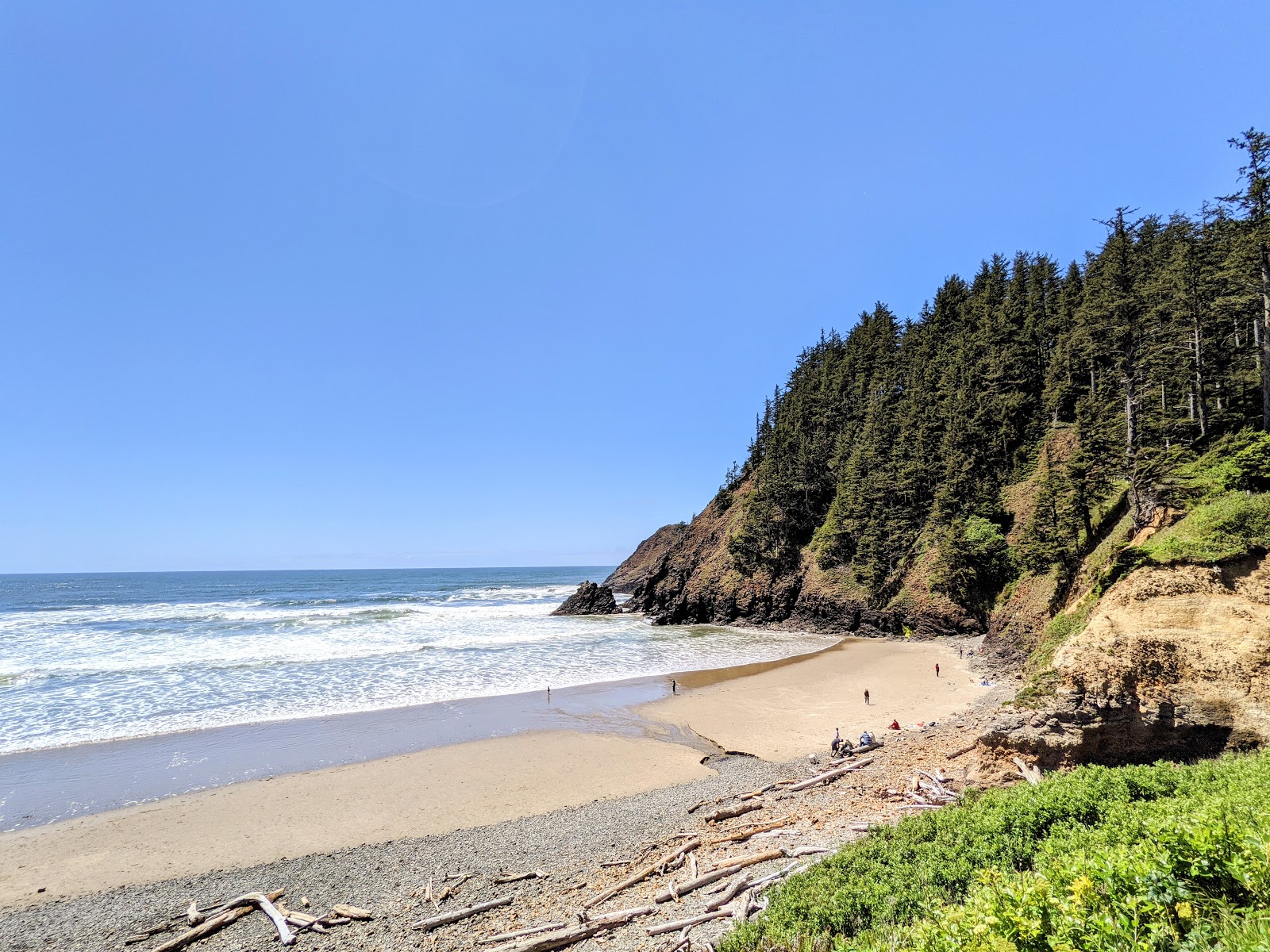 Φωτογραφία του Indian Beach Oregon με φωτεινή άμμος επιφάνεια