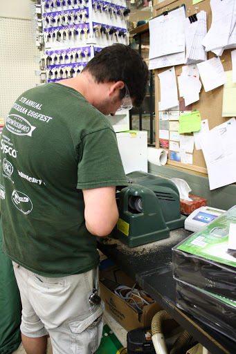 Hardware Store «Brownsboro Hardware & Paint», reviews and photos, 4858 Brownsboro Rd, Louisville, KY 40207, USA