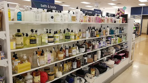 Department Store «Marshalls», reviews and photos, 625 W Edgar Rd, Linden, NJ 07036, USA