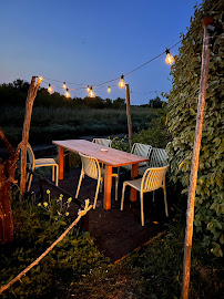 Atmosphère du Restaurant de fruits de mer La cabane du Feneau à La Couarde-sur-Mer - n°1