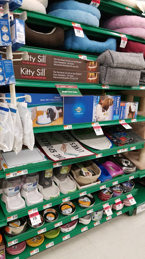 Pet Supply Store «Pet Supplies Plus», reviews and photos, 4923 Sheridan St, Hollywood, FL 33021, USA