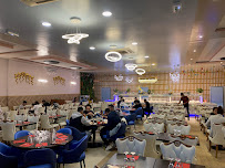 Atmosphère du Restaurant indien RESTAURANT FORMULE À VOLONTÉ KASHMIR PALACE GONESSE - n°1